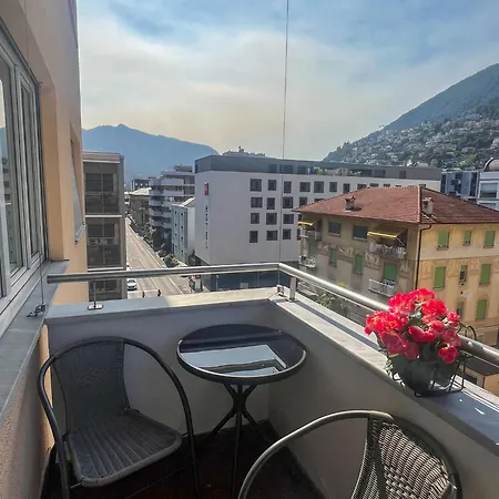 Casa Varesi, 5 Stock By Holap Sa * Locarno